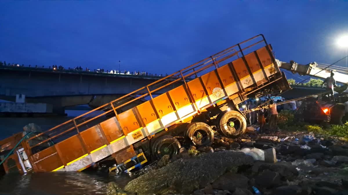 A lorry that came up from Kali river