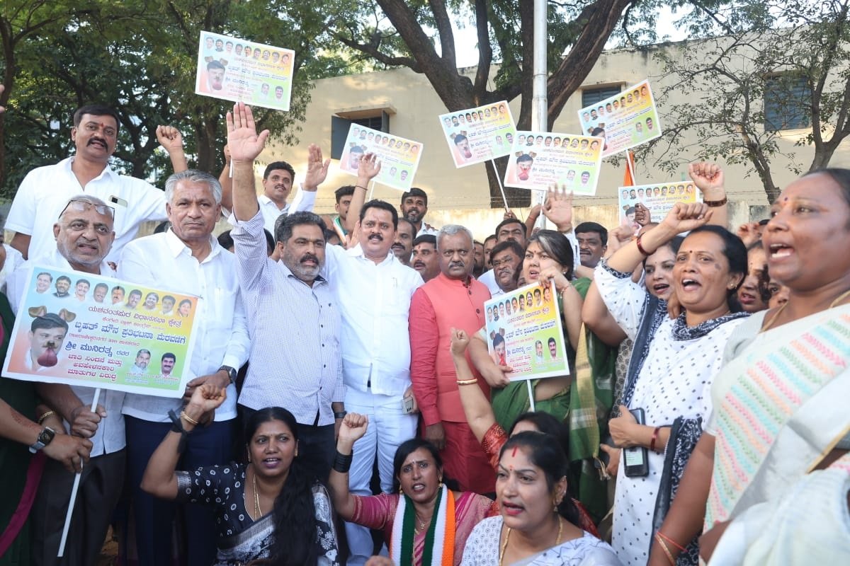 ಜೀವ ಬೆದರಿಕೆ : ಜಾತಿನಿಂದನೆ ಪ್ರಕರಣ | ಶಾಸಕ ಮುನಿರತ್ನ ವಿರುದ್ಧ ಕಾಂಗ್ರೆಸ್ ಮುಖಂಡರ ಆಕ್ರೋಶ