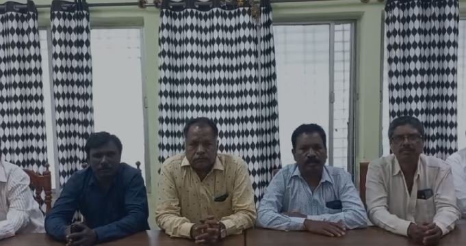 ತುಮಕೂರು : ಒಳಮೀಸಲಾತಿಗೆ ಒತ್ತಾಯಿಸಿ ತಮಟೆ ಚಳುವಳಿ