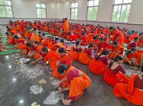 ರಾಯರ ಮಠಕ್ಕೆ 3.38 ಕೋಟಿ ಆದಾಯ
