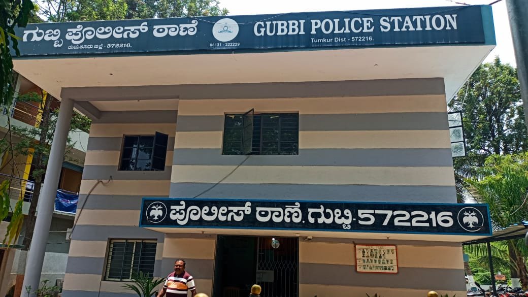 ಎರಡನೆ ಪತ್ನಿ, ಮಗುವಿಗೆ ವಿಷ :  ಜೈಲುಪಾಲಾದ ಮೊದಲ ಪತ್ನಿ, ಪತಿ