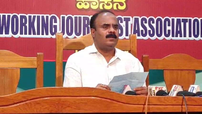 ಅಹಿಂದ ಸಮಾವೇಶದ ಬದಲು ಸ್ವಾಭಿಮಾನಿ ಸಮಾವೇಶ ಮಾಡುತ್ತಿದ್ದಾರೆ - ಜಿ. ದೇವರಾಜೇಗೌಡ ವ್ಯಂಗ್ಯ
