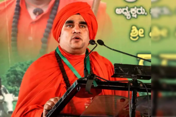 ಧಾರವಾಡ || ಯತ್ನಾಳ್ ಉಚ್ಚಾಟನೆ ಹಿಂಪಡೆಯುವಂತೆ ಮೃತ್ಯುಂಜಯ ಸ್ವಾಮೀಜಿ ಒತ್ತಾಯ