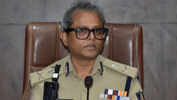 ವಿಂಗ್ ಕಮಾಂಡರ್ ಬಂಧನದ ಬಗ್ಗೆ ಕಮೀಷನರ್ ಹೇಳಿದ್ದೇನು?