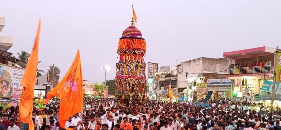 ಅದ್ಧೂರಿಯಾಗಿ ಜರುಗಿದ ಶ್ರೀಕೊತ್ತಲಾಂಜನೇಯ ರಥೋತ್ಸವ