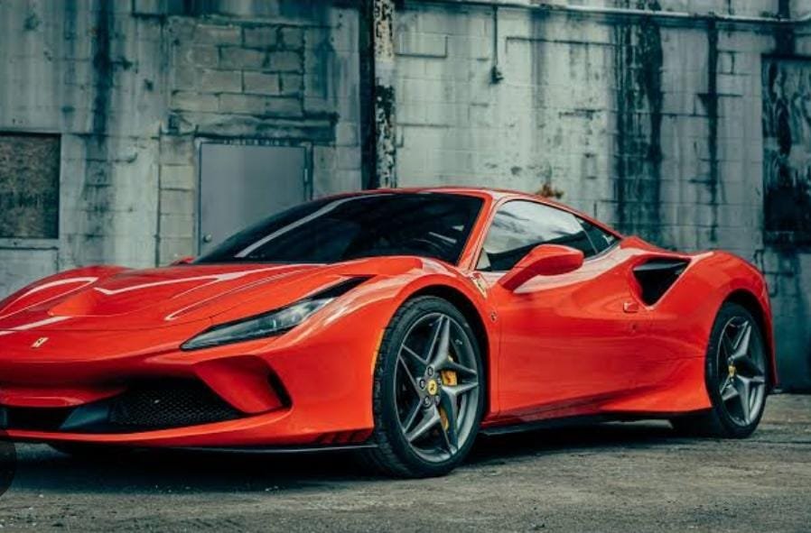 ಕೋಟಿ ಕೋಟಿ ತೆರಿಗೆ ಬಾಕಿ ಇಟ್ಕೊಂಡು ಓಡಾಡ್ತಿದ್ದ luxury car ಕೊನೆಗೂ ಸಿಕ್ತು