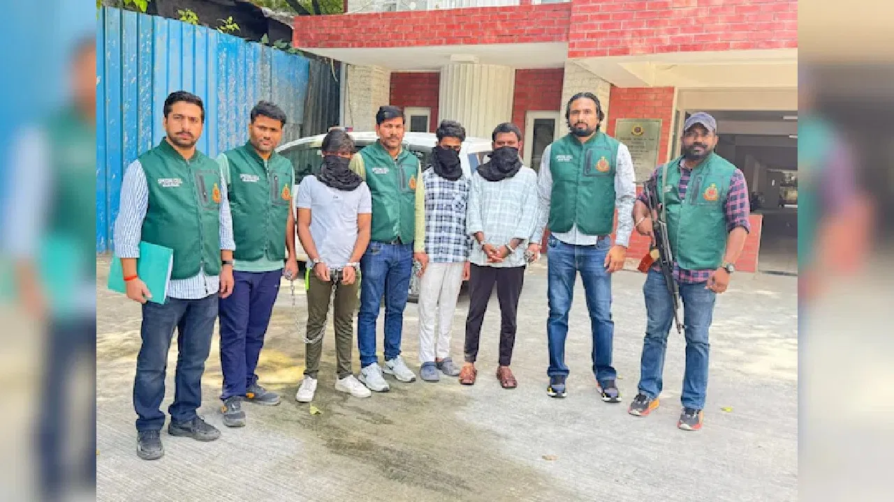 ದೆಹಲಿಯಲ್ಲಿ 5 ಐಸಿಸ್ ಉಗ್ರರ ಸೆರೆ – ಬಾಂಬ್ ತಯಾರಿಕಾ ಘಟಕ ಪತ್ತೆ.