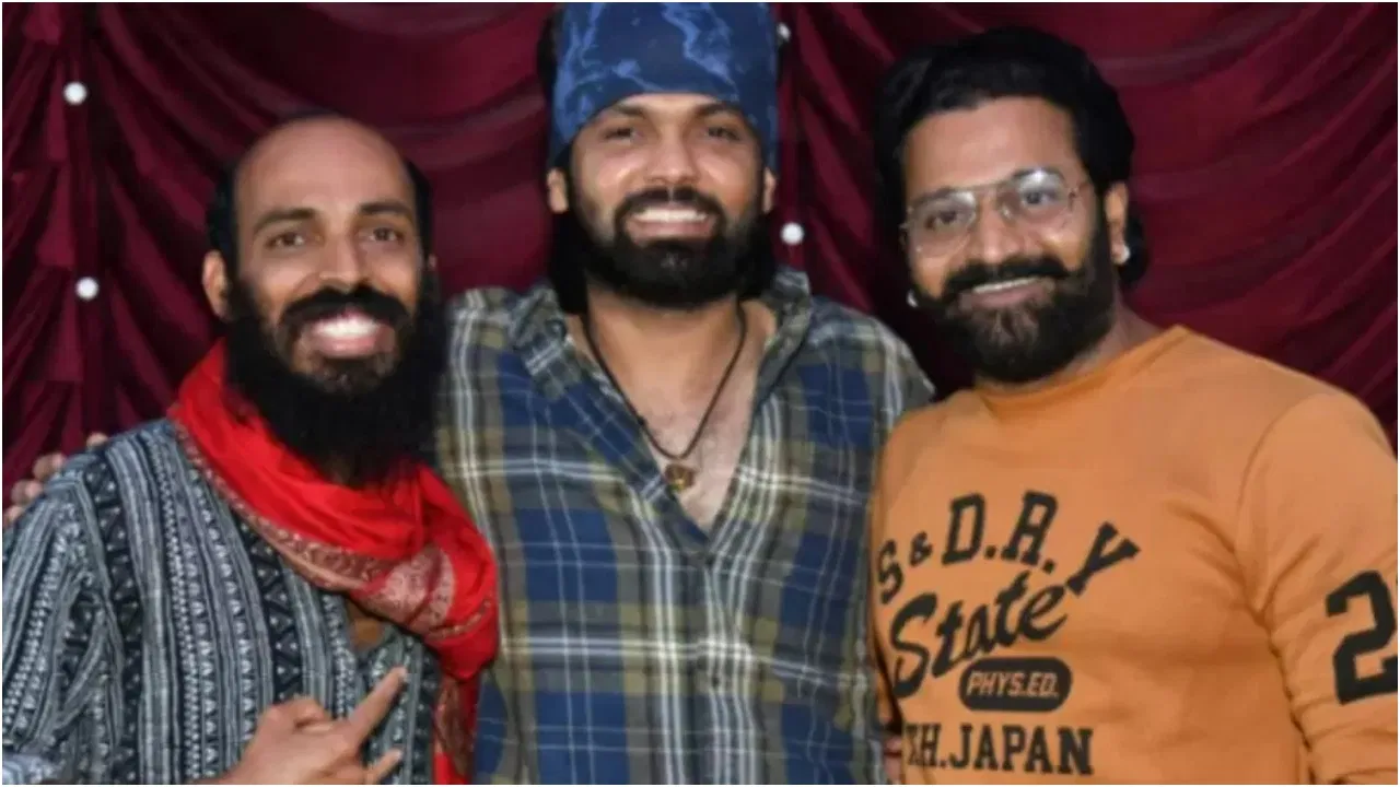 ಕಾಂತಾರ ಚಾಪ್ಟರ್ 1’ ಗೆ ರಾಜ್ ಅಥವಾ ರಕ್ಷಿತ್ ಸಹಾಯ ಮಾಡಿಲ್ಲ: ರಿಷಬ್ ಶೆಟ್ಟಿ ಸ್ಪಷ್ಟನೆ.