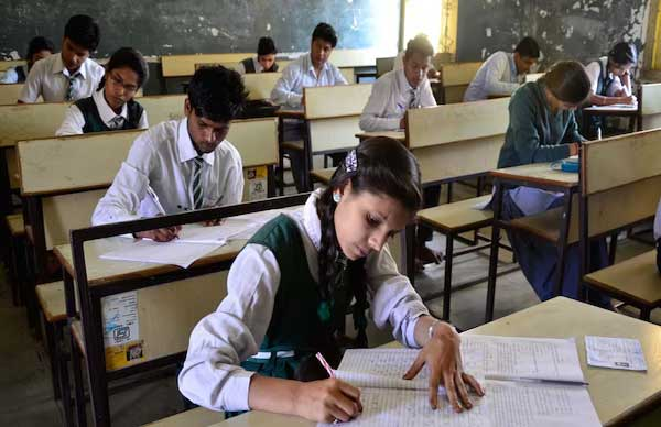  “SSLC & PU ಪರೀಕ್ಷೆಗಳ ಅಂತಿಮ ವೇಳಾಪಟ್ಟಿ 2026 ಪ್ರಕಟ; ಮಾರ್ಚ್-ಮೇ ನಡುವೆ ಪರೀಕ್ಷೆಗಳು”.