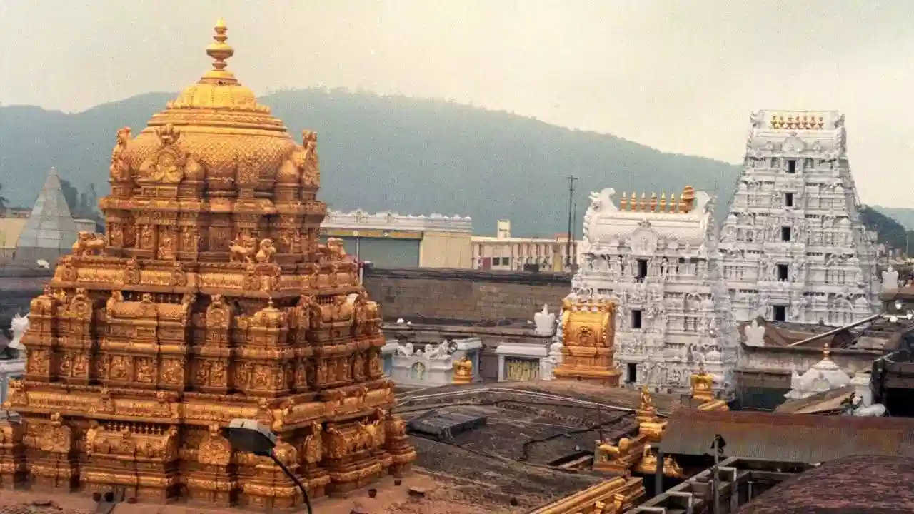 ತಿರುಪತಿ ವೈಕುಂಠ ದ್ವಾರ ದರ್ಶನ ಟೋಕನ್ ನೋಂದಣಿ ಆರಂಭ.