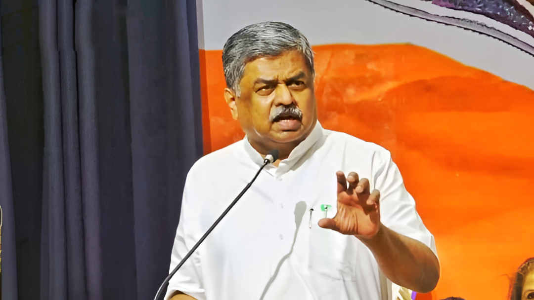 ವಿಧಾನಸಭೆ ಹೈಡ್ರಾಮಾ: B.K ಹರಿಪ್ರಸಾದ್ ಬಟ್ಟೆ ಹರಿದಿದೆ?