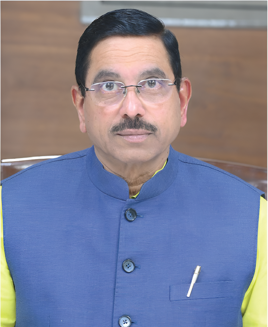 ಯಾವುದೇ ಆತಂಕವಿಲ್ಲ, ಎಲ್ಲರನ್ನು ಸುರಕ್ಷಿತವಾಗಿ ಕರೆತರುತ್ತೇವೆ: ಪ್ರಲ್ಹಾದ್ ಜೋಶಿ